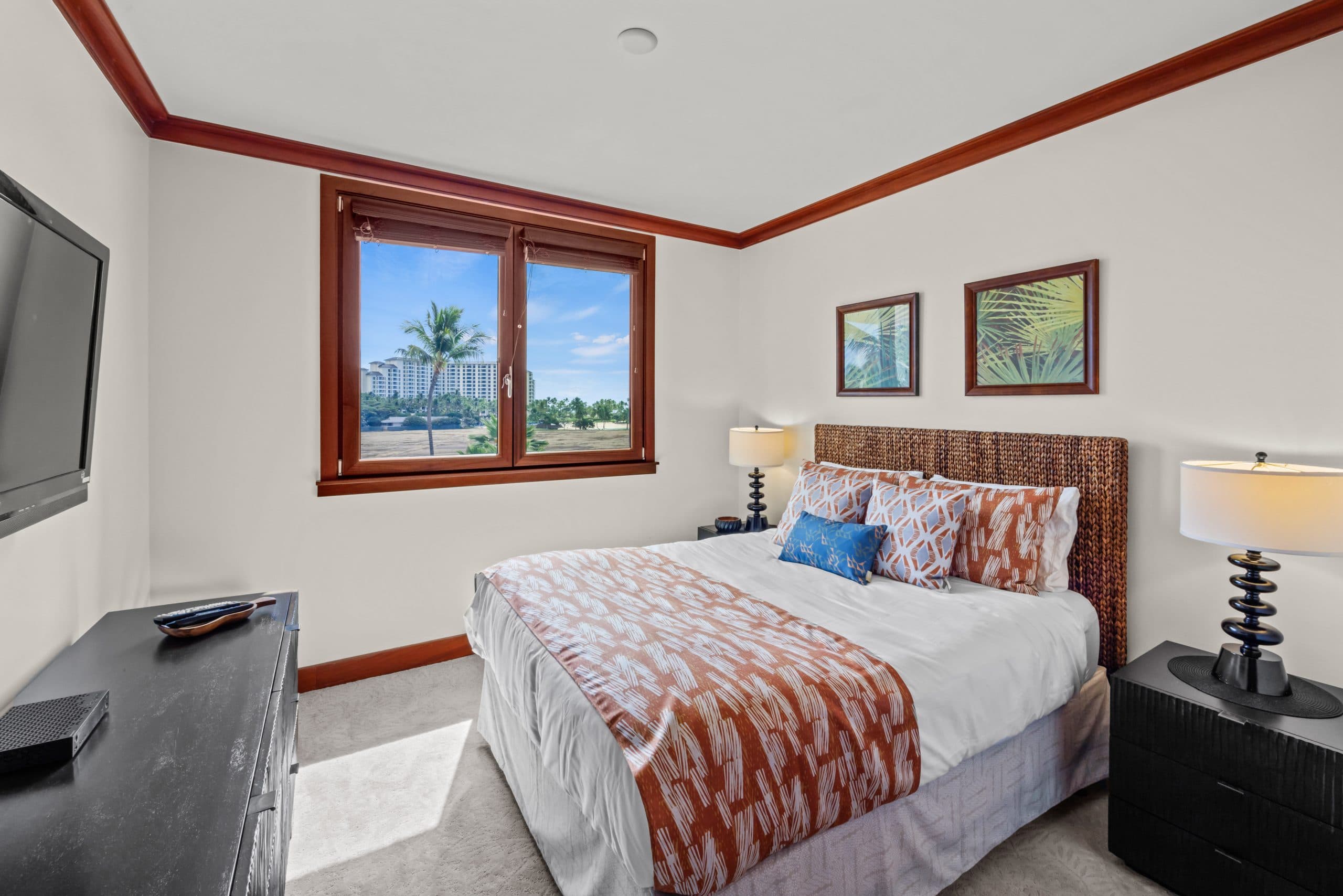 Beach Tower Villa guest bedroom